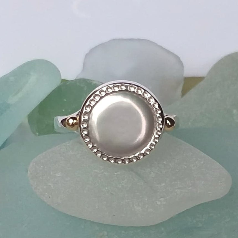 Sculpted Coin Pearl Ring