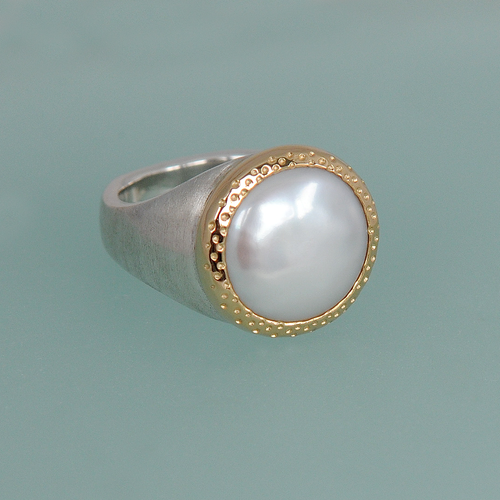 18K and Sterling Silver Lustrous Coin Pearl Ring