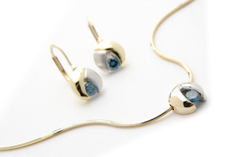 Women's Platinum Designer Necklaces | Saks Fifth Avenue